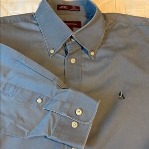 NORDSTROM Button-Down Shirt Size Medium